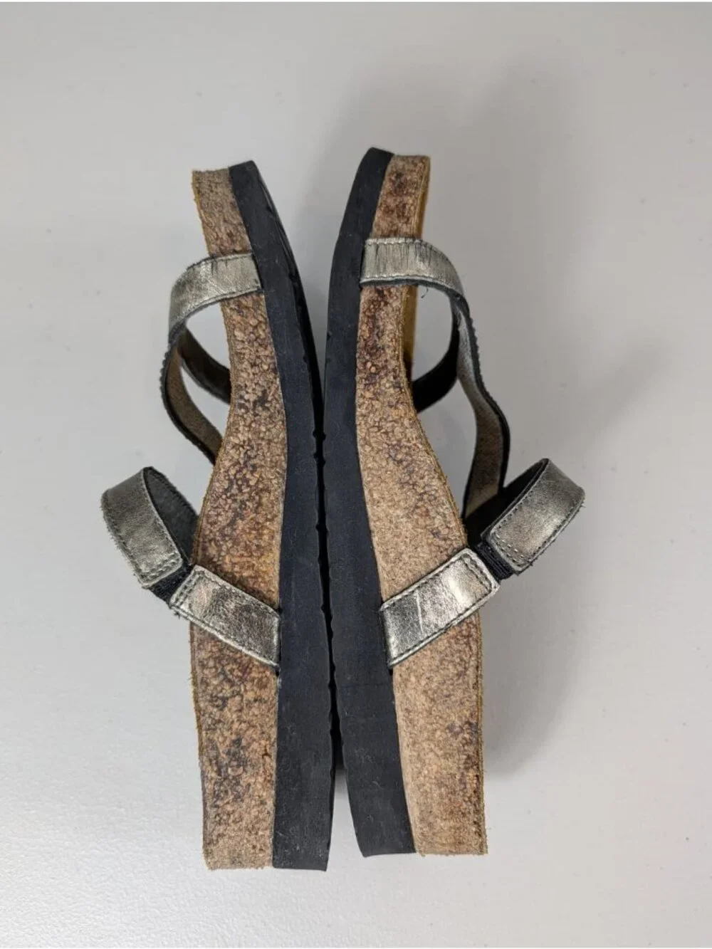 Naot Hawaii slide sandals metallic leather strap women's size 6.5